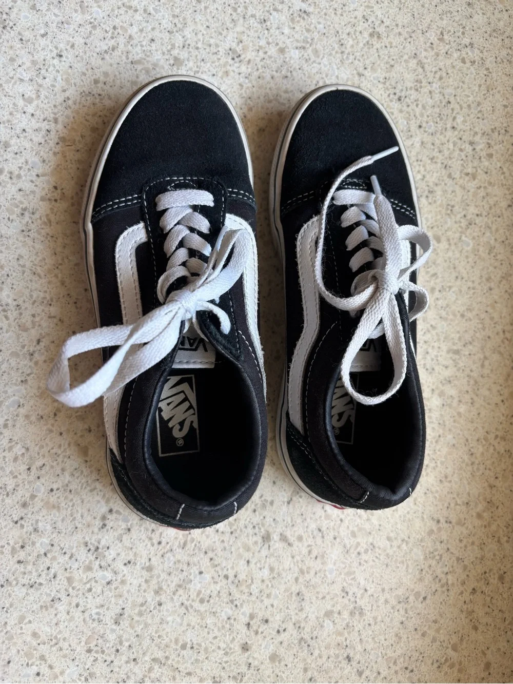 Vans - Kids Classic Old Skool Black & White Shoes Kid Boy Size 2 LIKE NEW